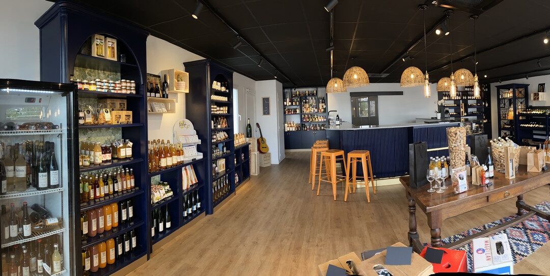 Chez Louis, un nouveau caviste à Saint-Cast-le-Guildo accompagné par le Pass Commerce et Artisanat